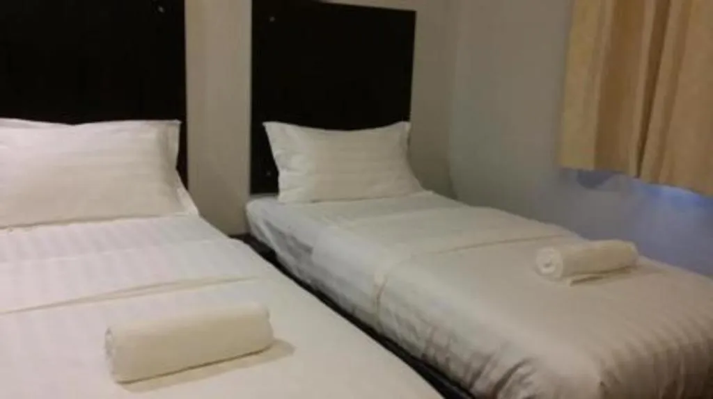 Bed in Portview Hotel