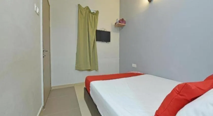 Bed in OYO 90553 Hotel 24 Seven