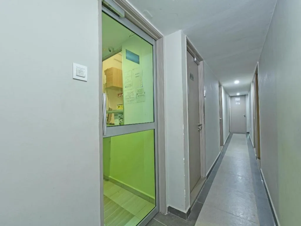 OYO 90553 Hotel 24 Seven