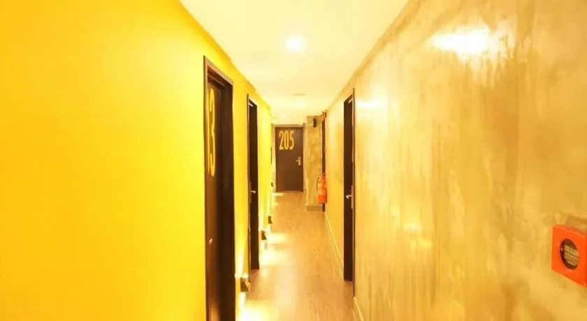 Monaco Boutique Hotel Kampung Air