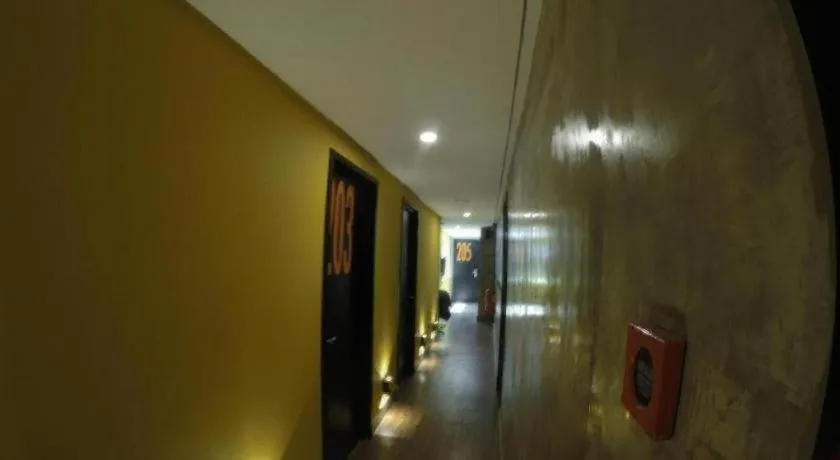 Monaco Boutique Hotel Kampung Air