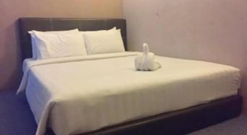 Bed in RAINFOREST Budget Stay