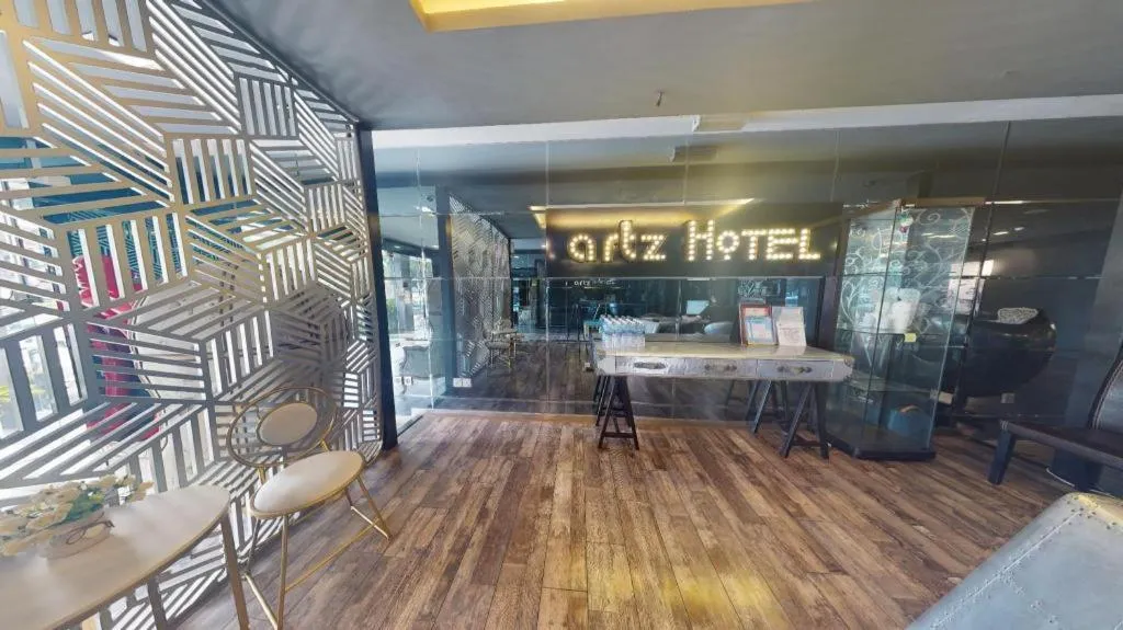ARTZ Hotel