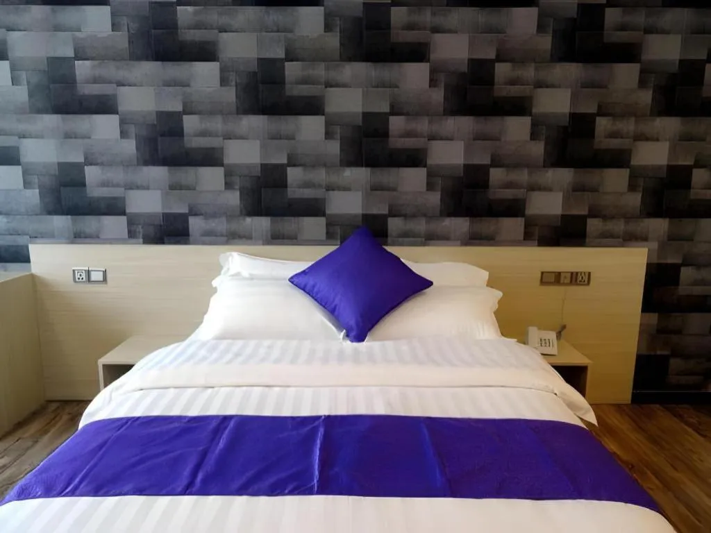 Bed in Kidurong Inn