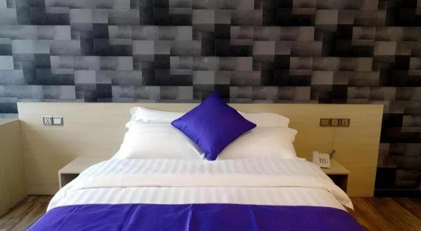 Bed in Kidurong Inn