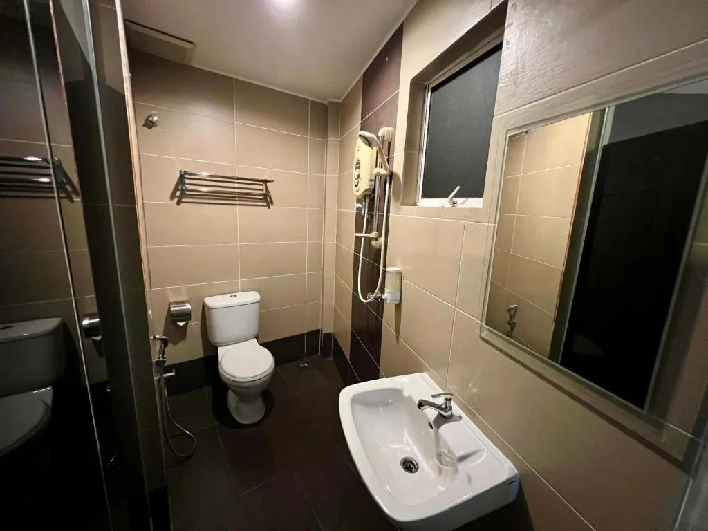 1 Hotel Mahkota Cheras