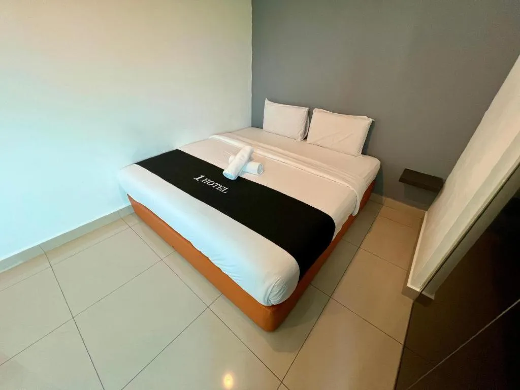 Bed in 1 Hotel Mahkota Cheras