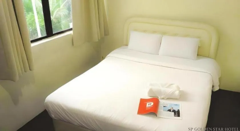 Bed in SP Golden Star Hotel