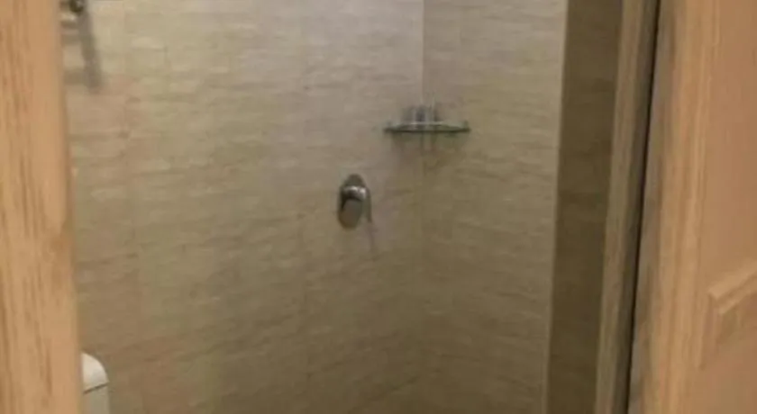 Hotel LoLex Kuchai Lama