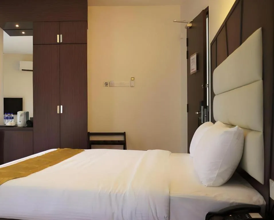 Bed in Hotel Grand Baron