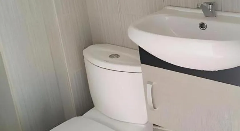 HOTEL BAJET MUGHOH SENGOTI