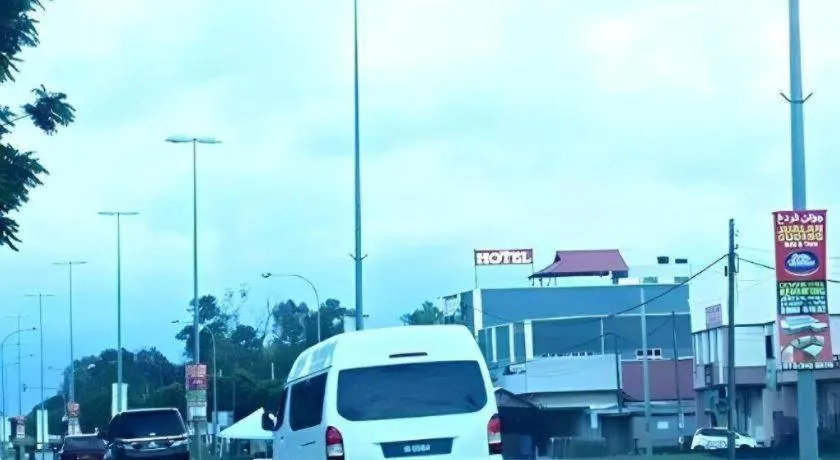 HOTEL BAJET MUGHOH SENGOTI