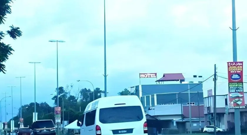 HOTEL BAJET MUGHOH SENGOTI