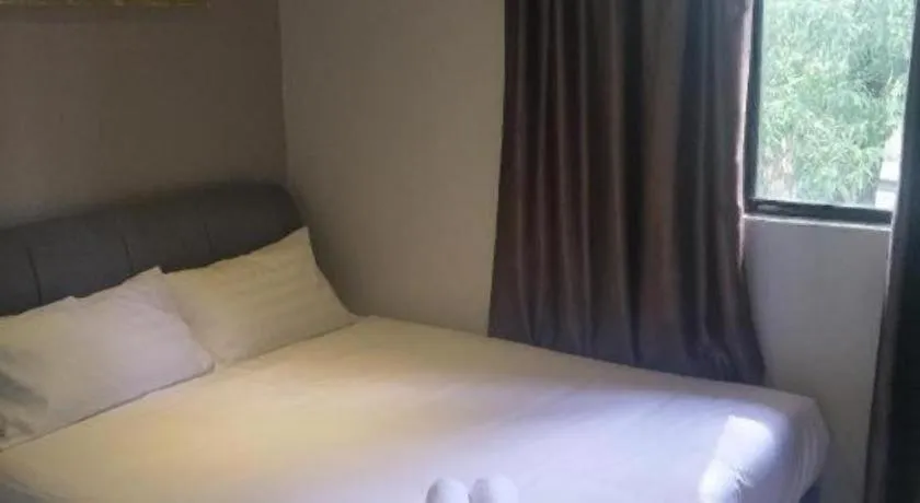 Bed in S Avenue Hotel