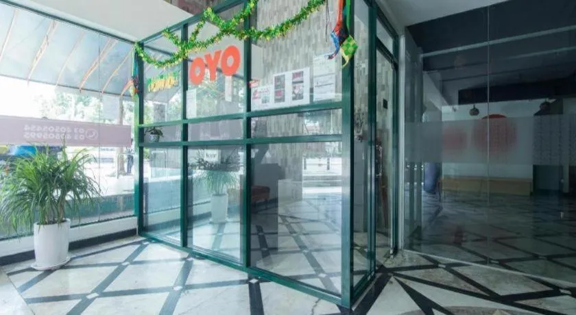 OYO 1045 Azimuth Hotel