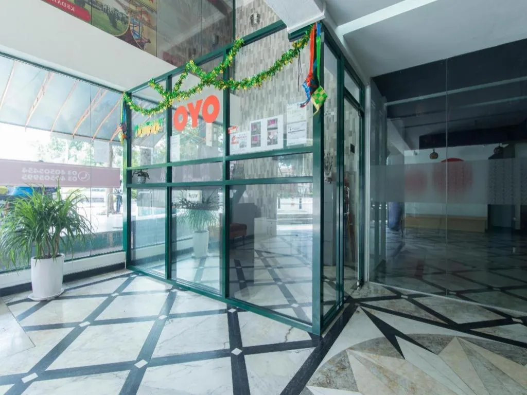 OYO 1045 Azimuth Hotel