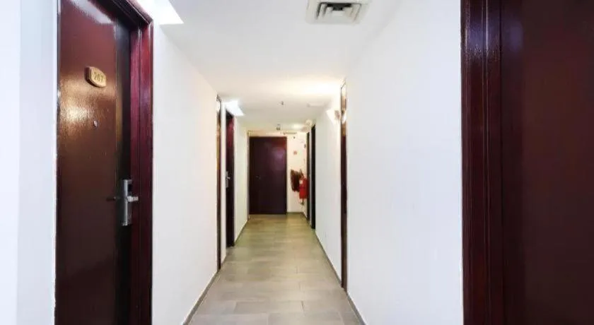 OYO 1045 Azimuth Hotel