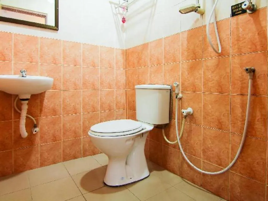 OYO 11343 Hotel Putra Iskandar