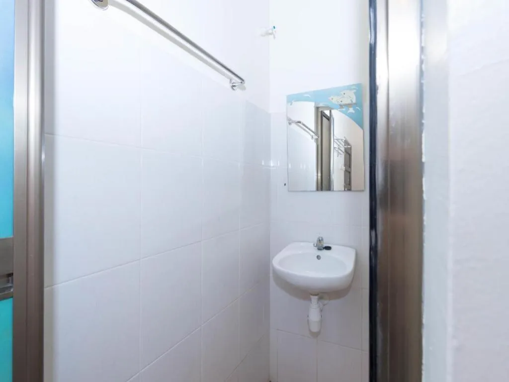 Capital O 89366 Spring Inn Hotel