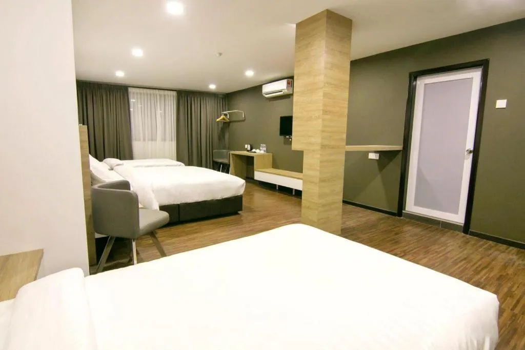 Bed in V Plus Hotel Ipoh