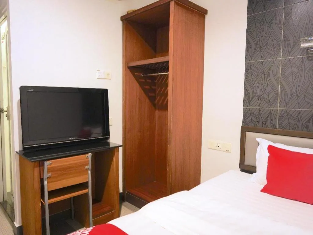 Bed in OYO 89457 682 Lodge