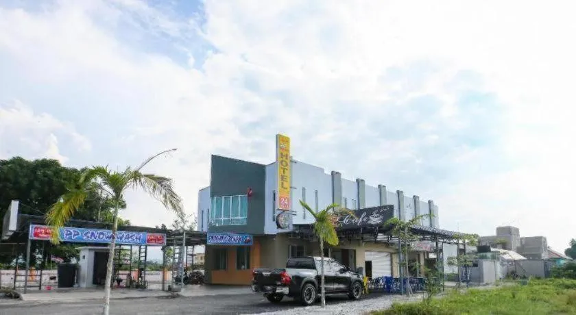 OYO 89859 PP Traveller's Hotel