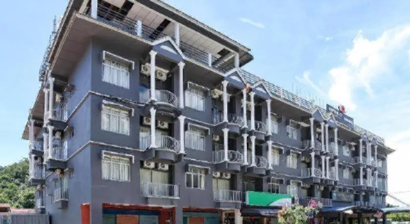 Capital O 89876 Safari Hotel