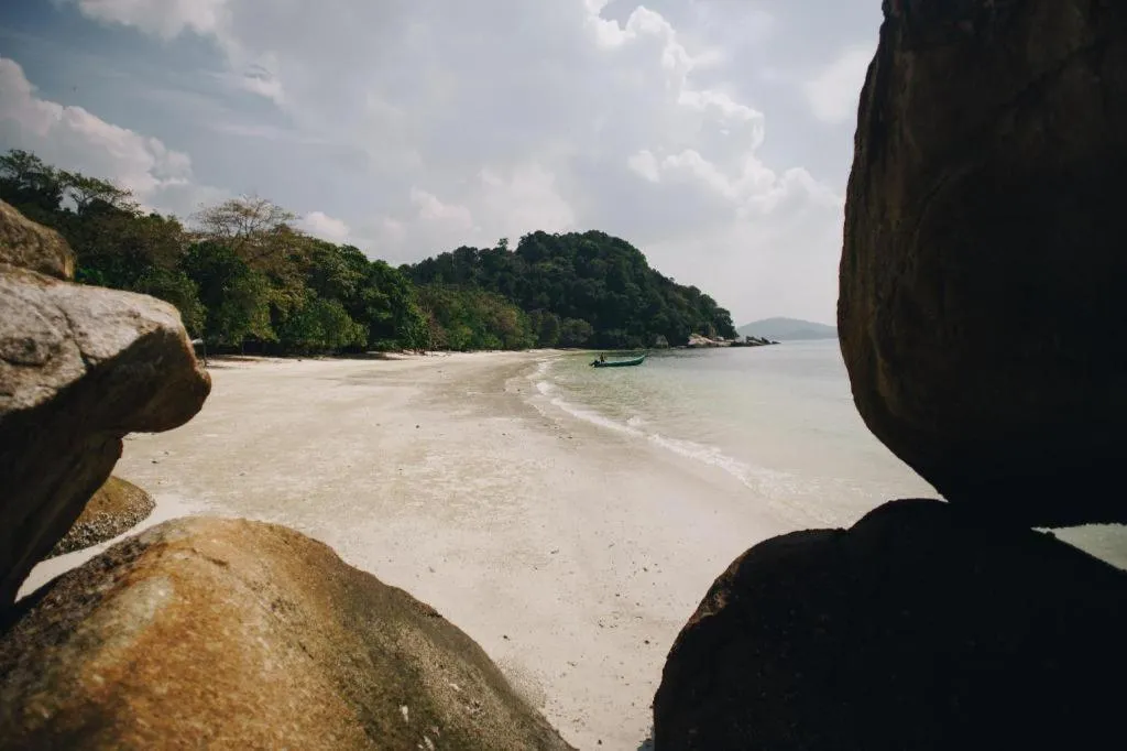 Capital O 89876 Safari Hotel