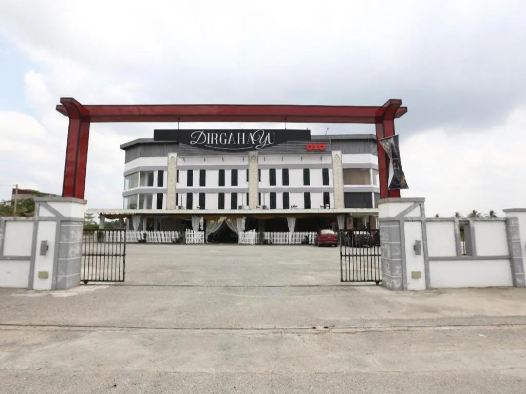 OYO 89888 DZ Residence Guest House