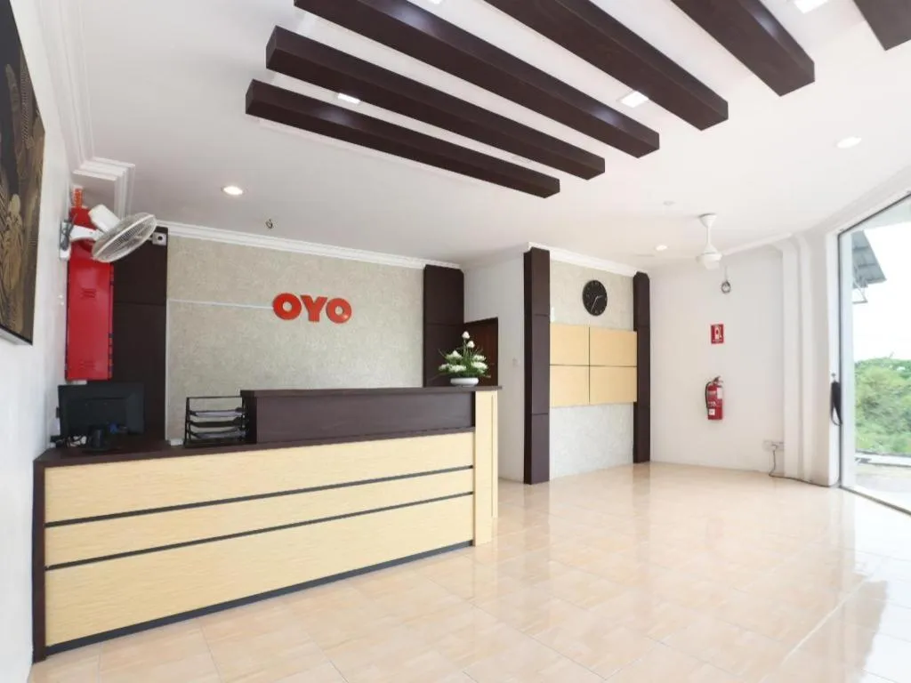OYO 89888 DZ Residence Guest House