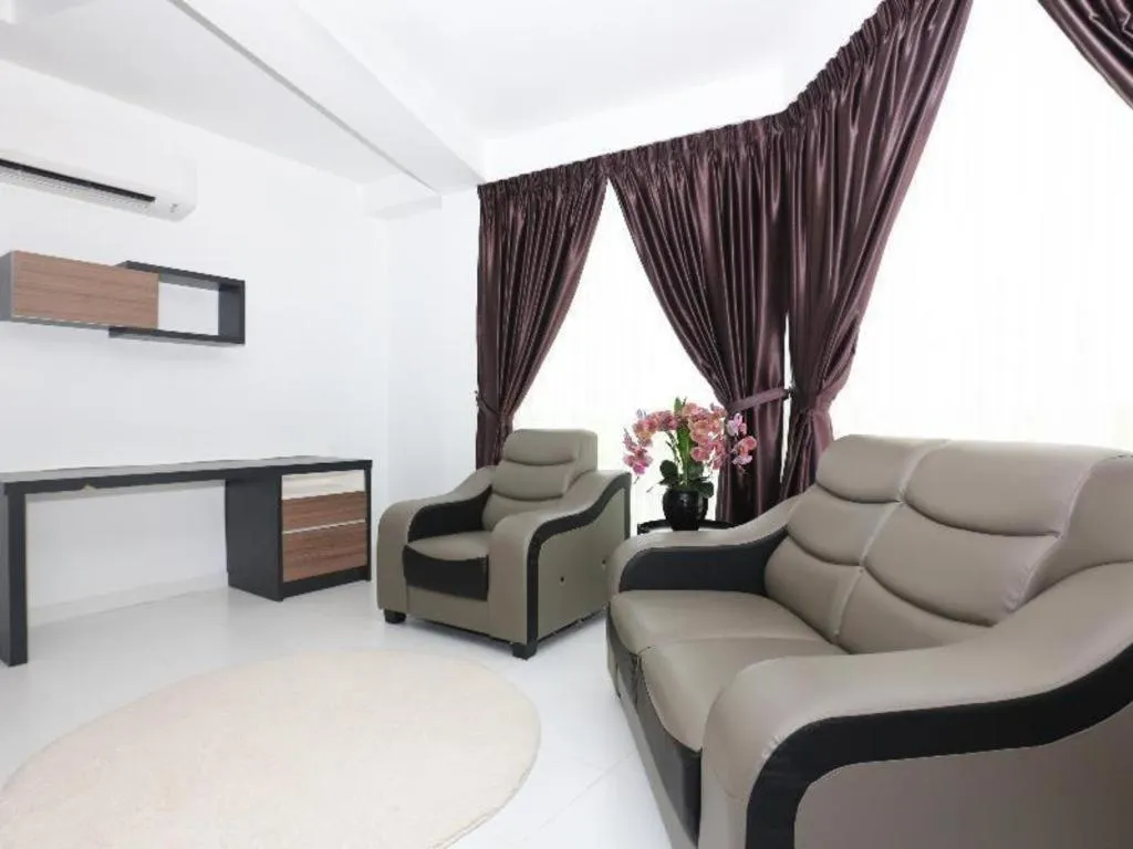 OYO 89888 DZ Residence Guest House