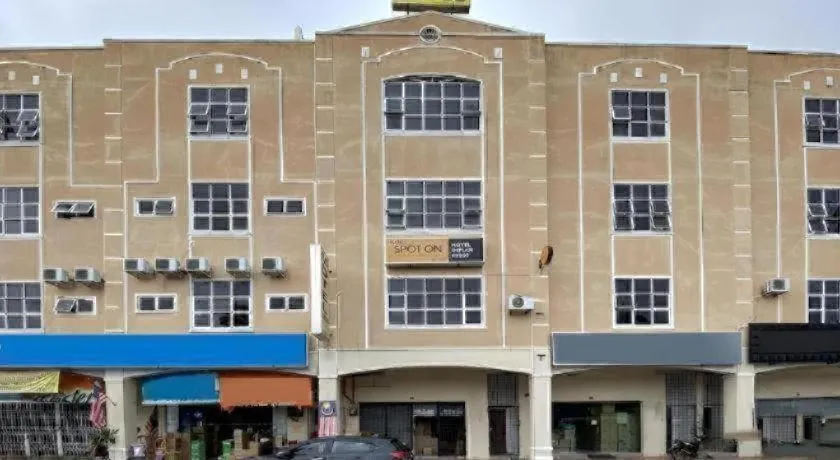 SPOT ON 91178 Motel Impian