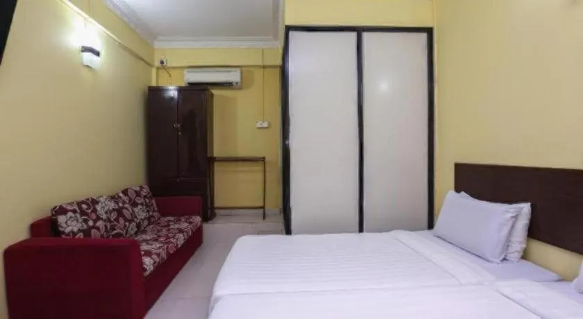 Bed in OYO 89822 Hotel As Salam