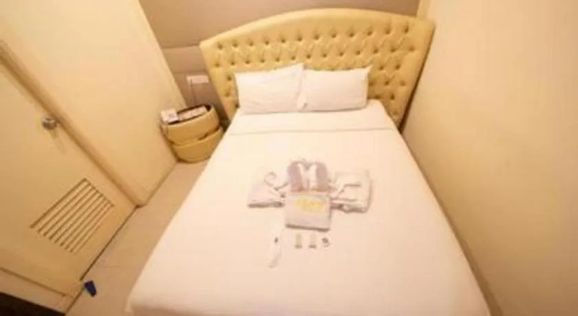 Bed in Ritzton Hotel