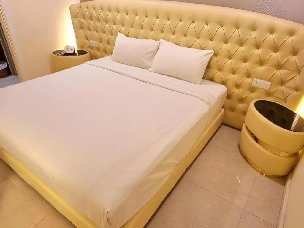 Bed in Ritzton Hotel