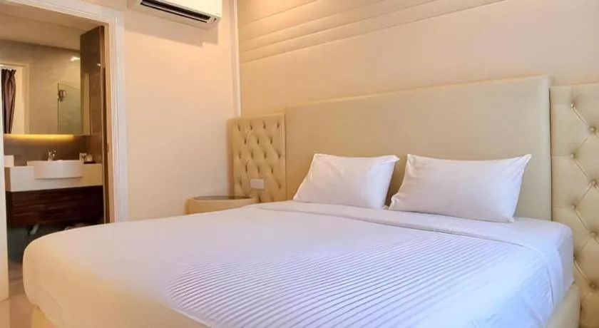 Bed in Ritzton Hotel