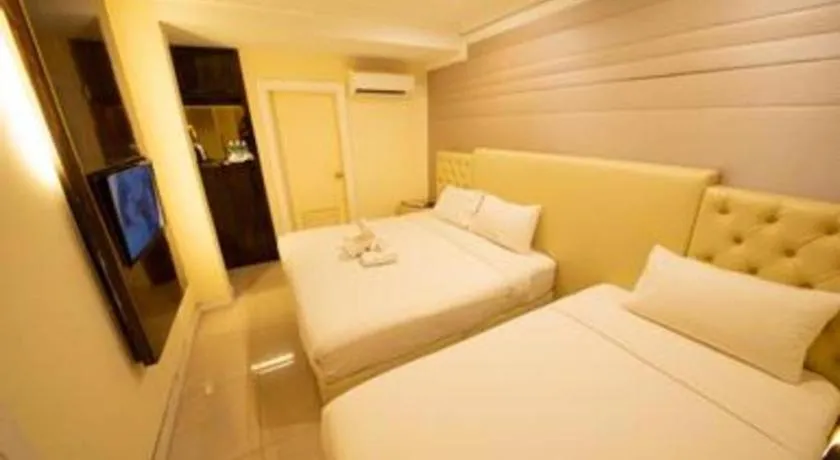 Bed in Ritzton Hotel