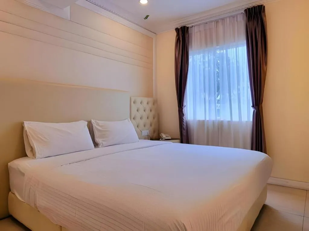 Bed in Ritzton Hotel