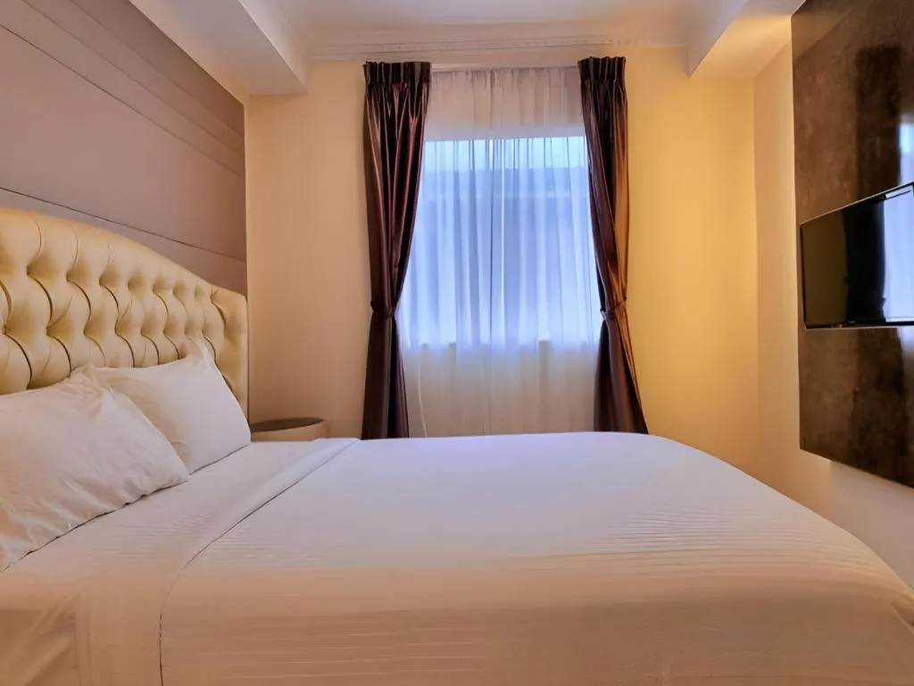 Bed in Ritzton Hotel