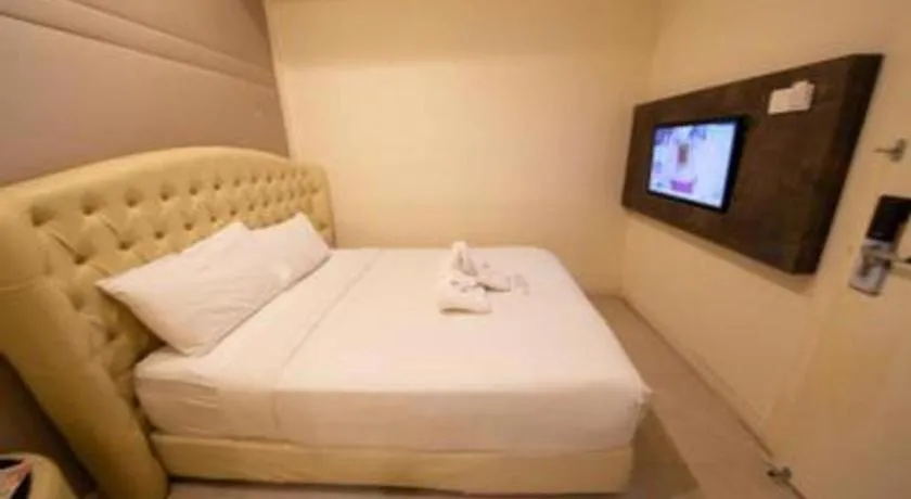 Bed in Ritzton Hotel