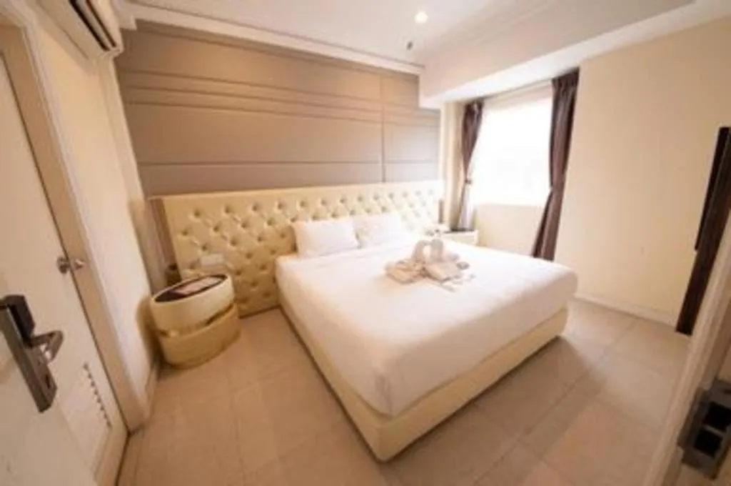 Bed in Ritzton Hotel