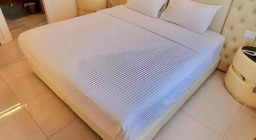 Bed in Ritzton Hotel