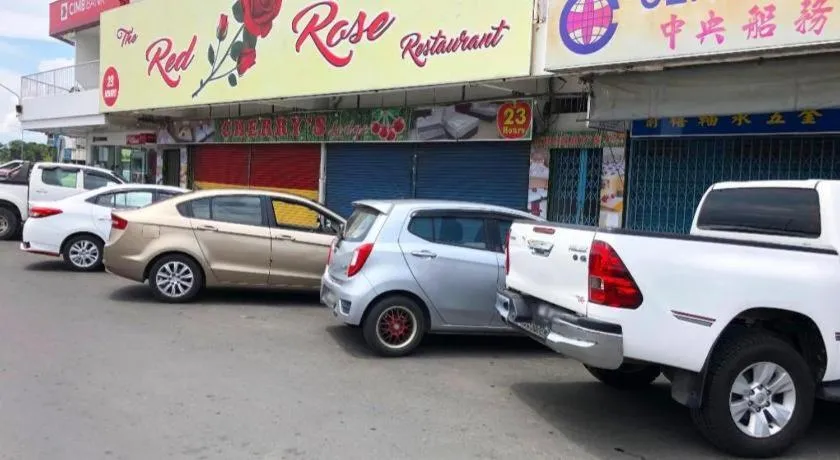 SPOT ON 90077 Cherry's Lodge