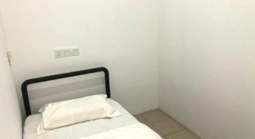 Bed in SPOT ON 90077 Cherry's Lodge