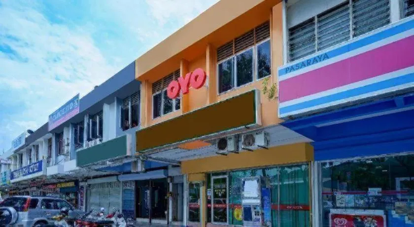 OYO 89850 Mutiara Motel