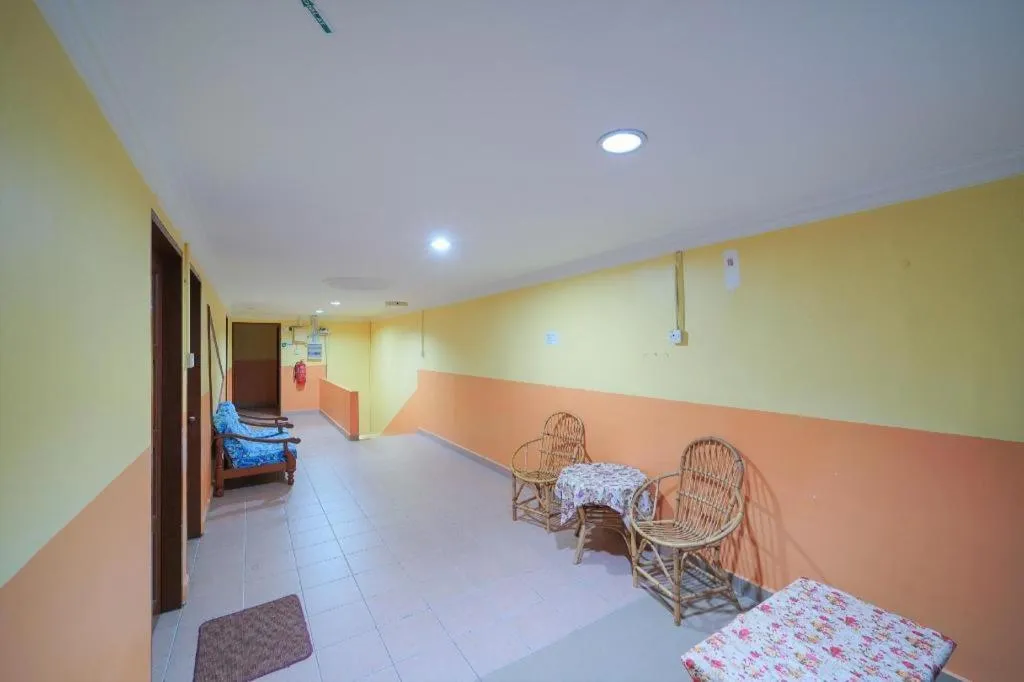 OYO 89850 Mutiara Motel