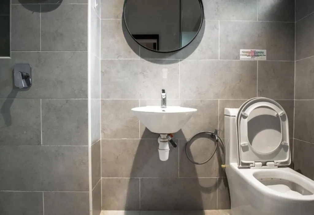 Cube 8teens Boutique Suite by Nest Home