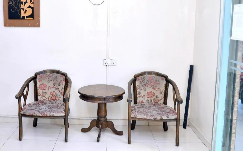 OYO 89874 Gs Golden Star Hotel