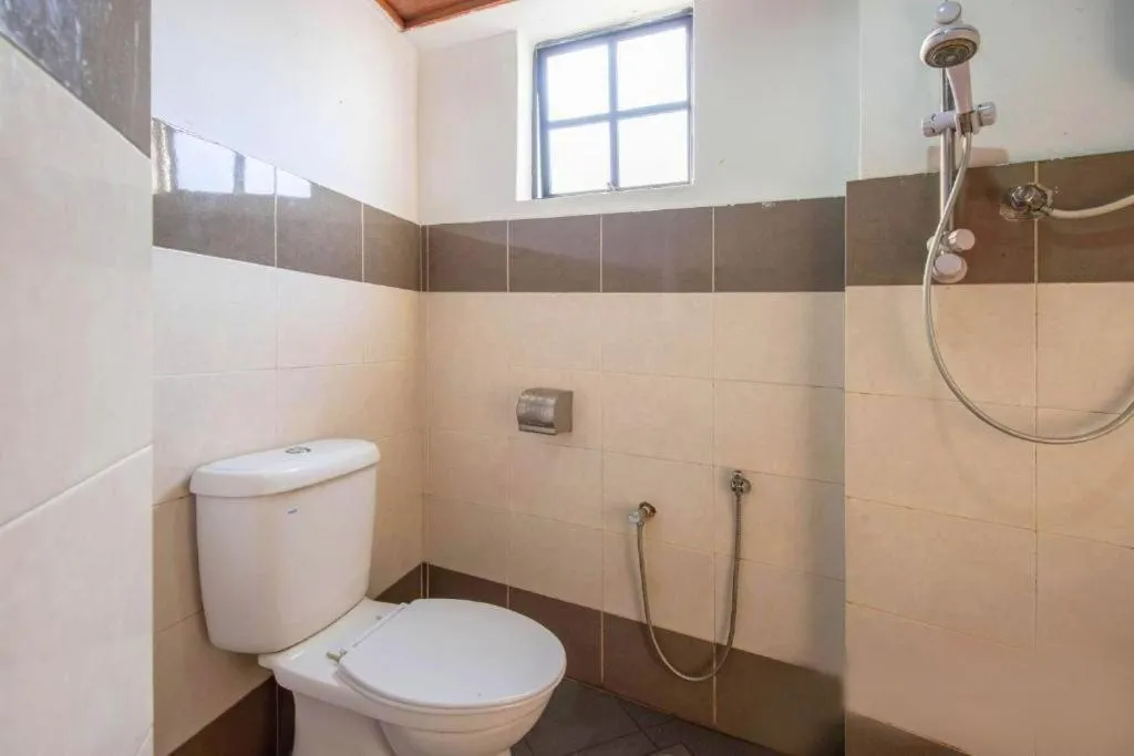 OYO 89874 Gs Golden Star Hotel