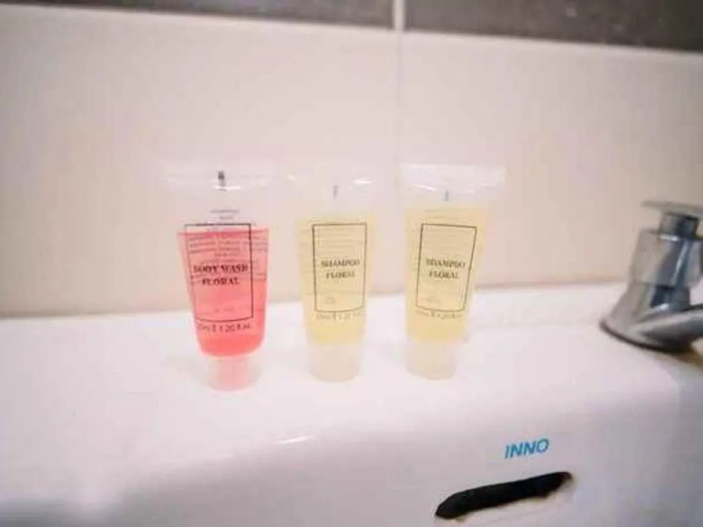 OYO 89874 Gs Golden Star Hotel